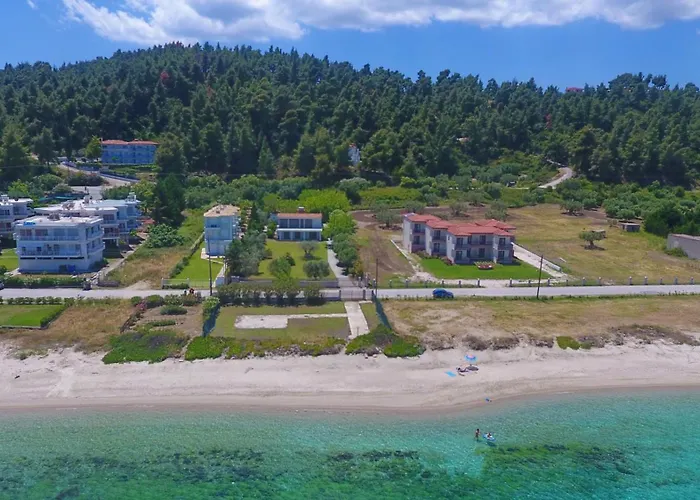 Sonora - Beachfront, Amazing Garden, Panoramic Sea View Vilă