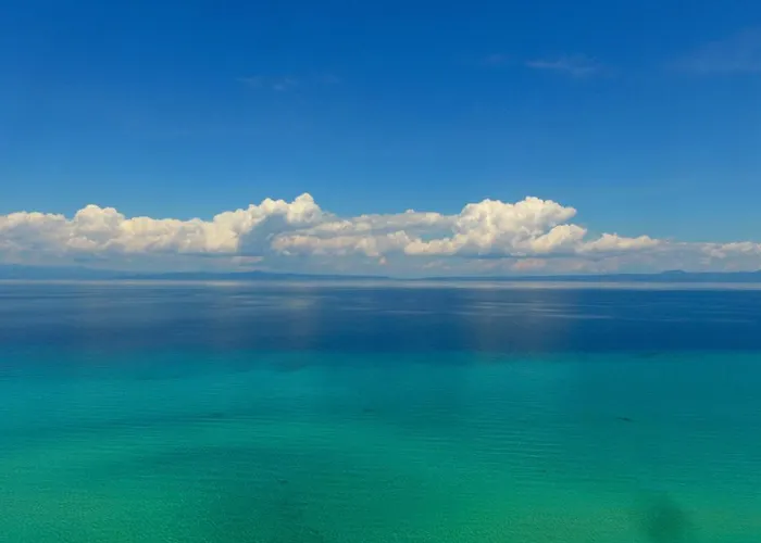 Sonora - Beachfront, Amazing Garden, Panoramic Sea View Vilă