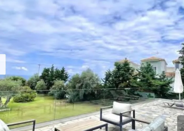 Vilă Sonora - Beachfront, Amazing Garden, Panoramic Sea View *