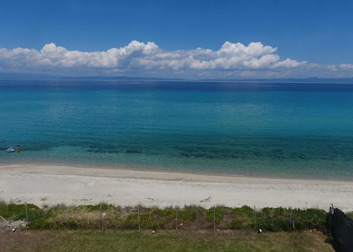 Sonora - Beachfront, Amazing Garden, Panoramic Sea View