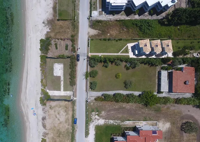 Vilă Sonora - Beachfront, Amazing Garden, Panoramic Sea View Polychrono