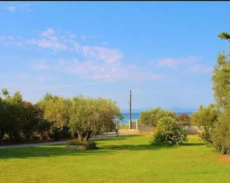 Sonora - Beachfront, Amazing Garden, Panoramic Sea View *