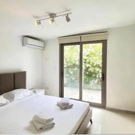 Sonora - Beachfront, Amazing Garden, Panoramic Sea View * Polychrono