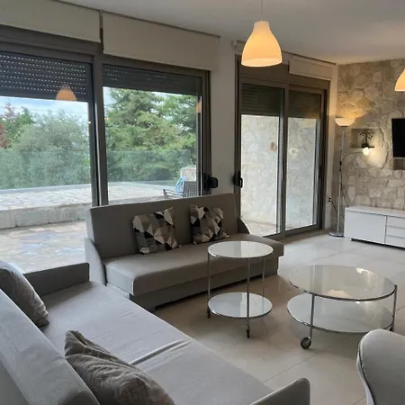 Sonora - Beachfront, Amazing Garden, Panoramic Sea View וילה פוליכרונו