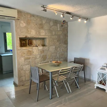 Sonora - Beachfront, Amazing Garden, Panoramic Sea View