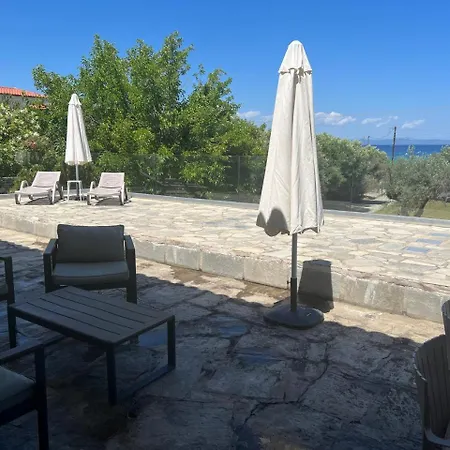 Sonora - Beachfront, Amazing Garden, Panoramic Sea View Villa Polychrono