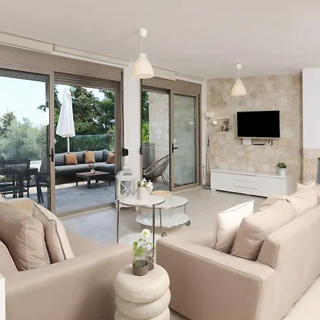 Sonora - Beachfront, Amazing Garden, Panoramic Sea View פוליכרונו