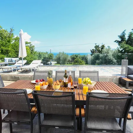 Sonora - Beachfront, Amazing Garden, Panoramic Sea View * פוליכרונו