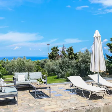 Sonora - Beachfront, Amazing Garden, Panoramic Sea View