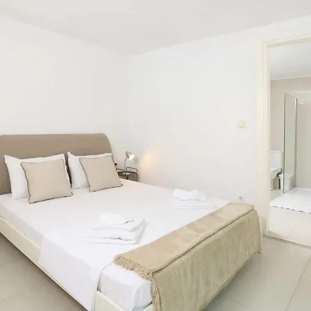 Sonora - Beachfront, Amazing Garden, Panoramic Sea View פוליכרונו