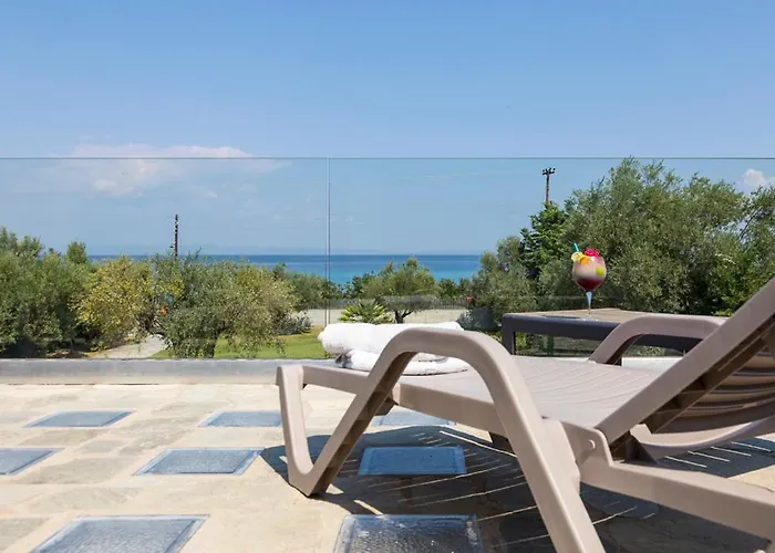 Sonora - Beachfront, Amazing Garden, Panoramic Sea View Villa *