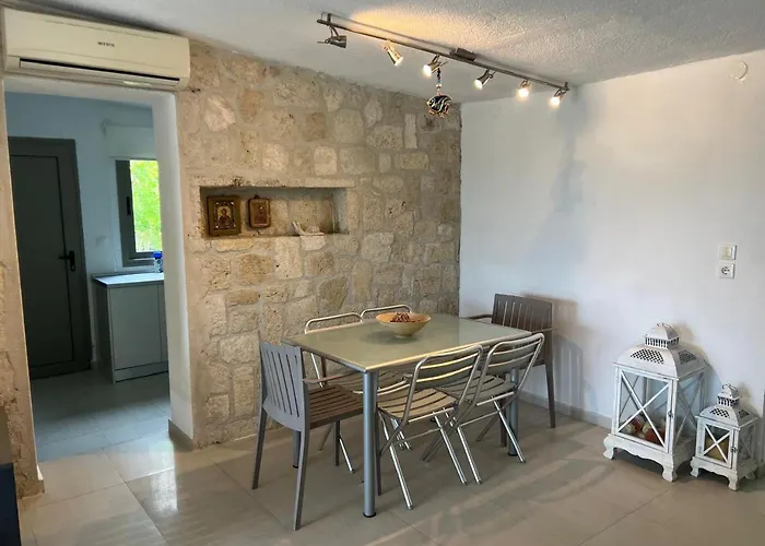 Sonora - Beachfront, Amazing Garden, Panoramic Sea View