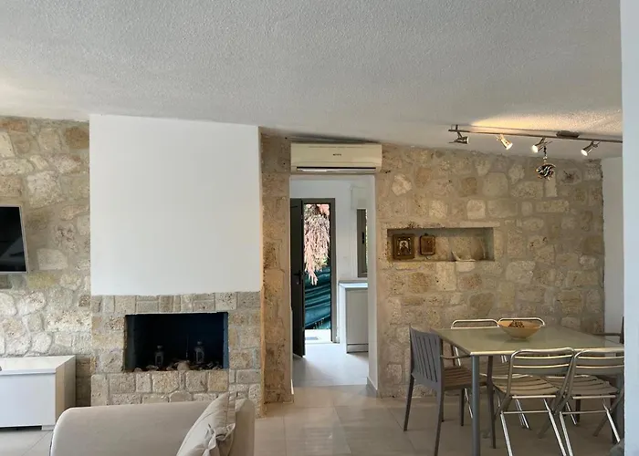 Villa Sonora - Beachfront, Amazing Garden, Panoramic Sea View