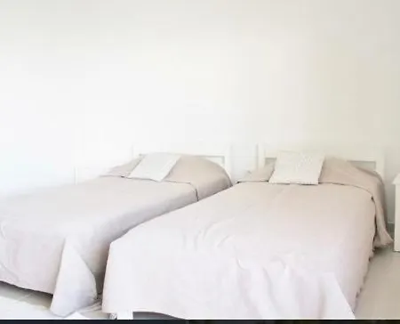 فيلة Sonora - Beachfront, Amazing Garden, Panoramic Sea View بوليخرونو